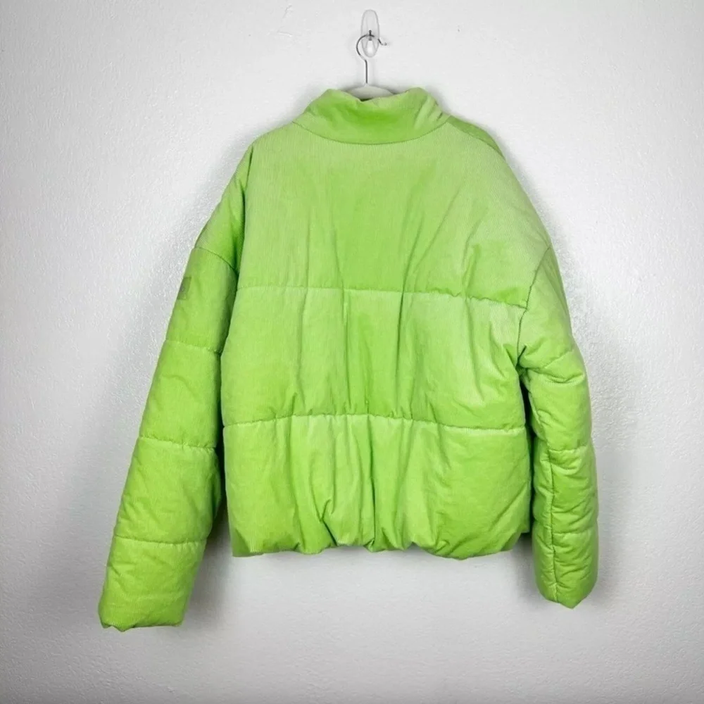 Alo Yoga Corduroy Stage Puffer in Celery Green Unisex Cotton Blend Size XXL